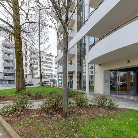 L'esperluette - 44 Sqm With Garage & Balcony In The Center * Annecy